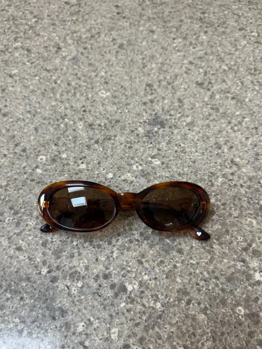 BRIGHTON Womens SUNGLASSES EXCELLENT condition - SOUND OF MUSIC BEAUTIFUL